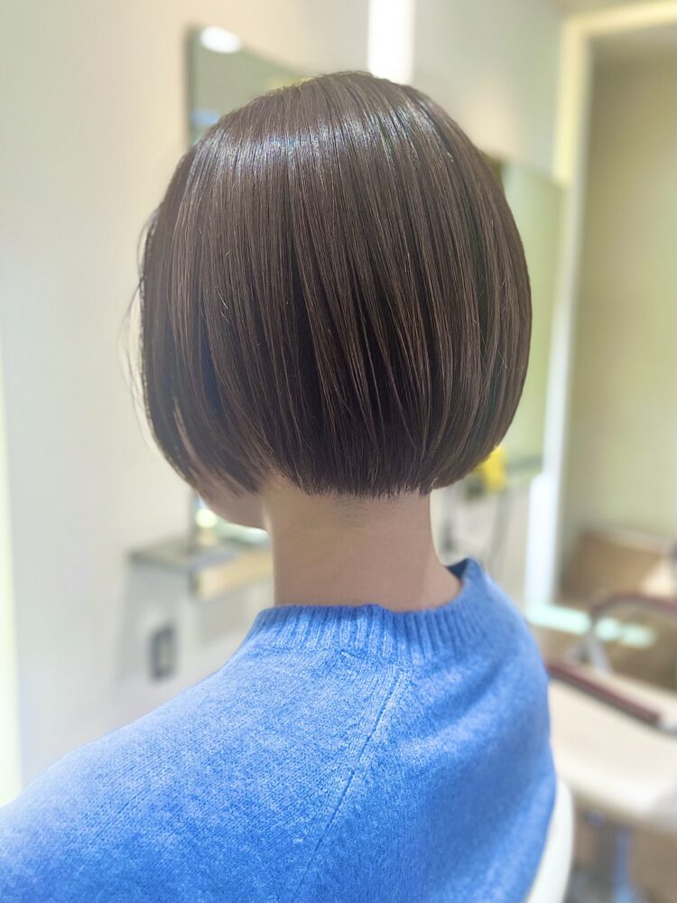 カットラインで印象が決まるボブ